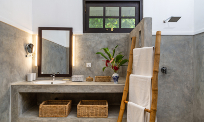 Why House Bathroom with Shower | Talpe, Sri Lanka