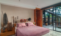 Villa Conti Spacious Bedroom with Pink Sheet | Canggu, Bali