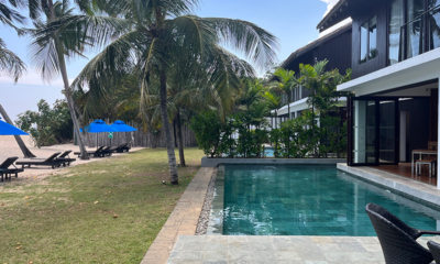 Ubuntu Beach Villas Pool Side | Mirissa, Sri Lanka