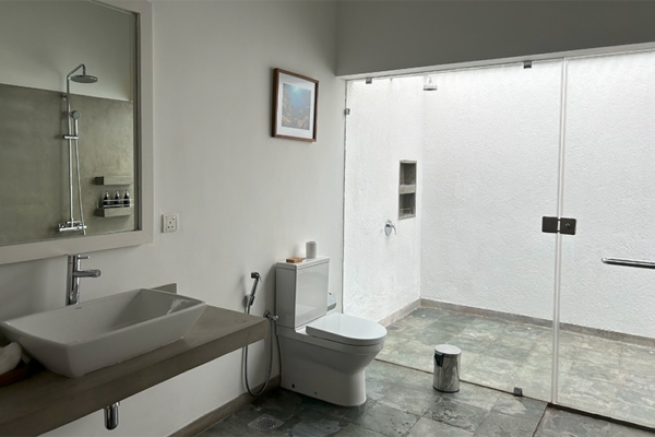 Ubuntu Beach Villas Bathroom Three with Shower | Mirissa, Sri Lanka