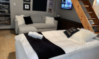 Casa Bell Cabin Living Room with Sofa Bed | Annupuri, Niseko
