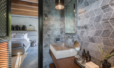 Villa Orca Bedroom and Bathroom | Choeng Mon, Koh Samui