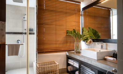 The Beach House Palm Suite Bathroom | Mirissa, Sri Lanka