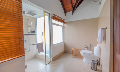 The Beach House Ocean Suite One Bathroom with Shower | Mirissa, Sri Lanka