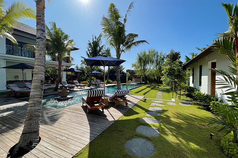 Villa Bogor Reclining Sun Loungers | Canggu, Bali