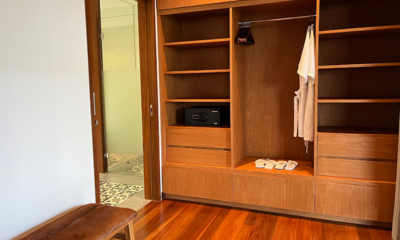 Villa Bogor Walk-In Wardrobe | Canggu, Bali