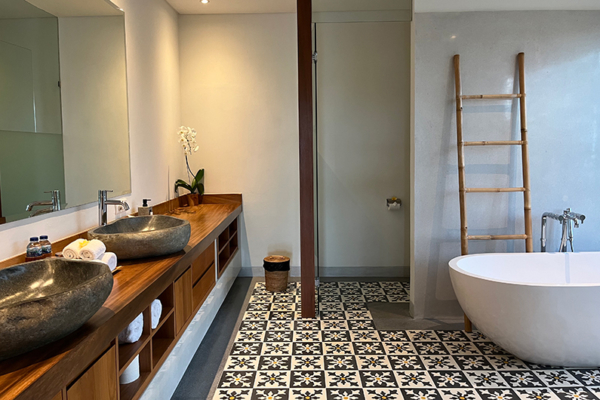 Villa Bogor His and Hers Bathroom with Bathtub | Canggu, Bali