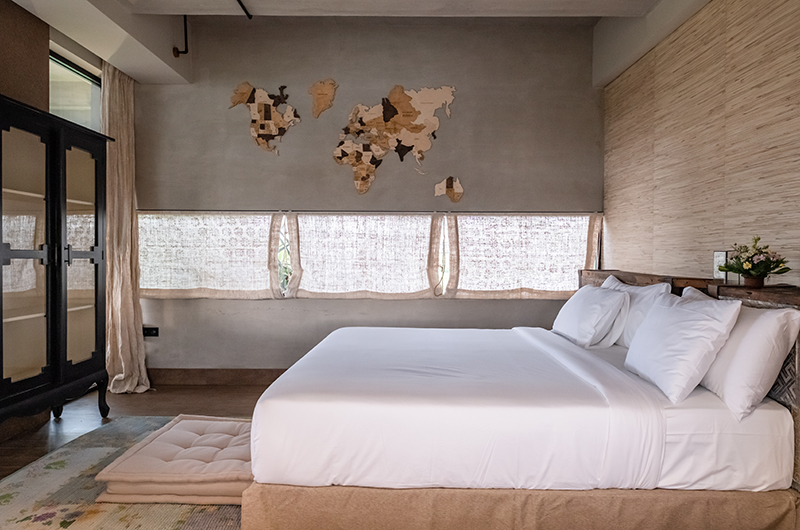The V House Bedroom with Wooden Floor | Canggu, Bali