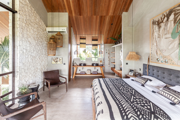 Cala Saona Spacious Bedroom with Seating Area | Canggu, Bali