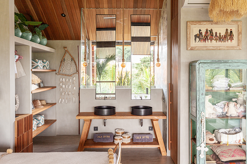Cala Saona Bedroom and Bathroom | Canggu, Bali