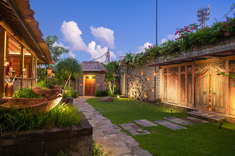 Villa Kapungkur Entrance | Canggu, Bali