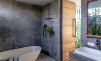 Villa Nonnavana Bathtub | Canggu, Bali
