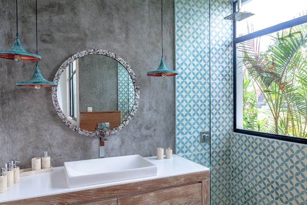 Villa Nonnavana Bathroom with Mirror | Canggu, Bali