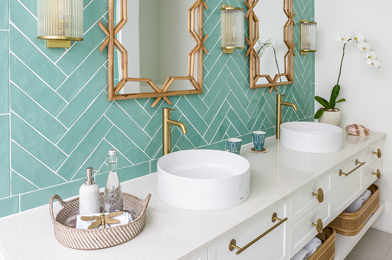 Umbala The House Bathroom with Fresh Flowers | Umalas, Bali