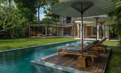 Villa Damai Pool Side Sun Beds | Umalas, Bali