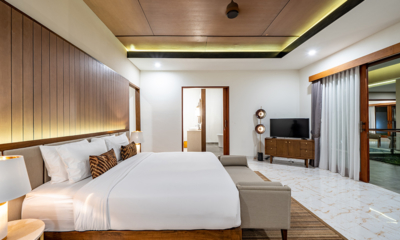 Villa Reillo Master Bedroom with TV | Canggu, Bali