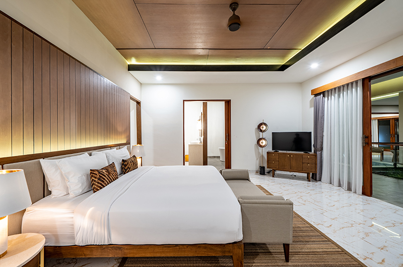 Villa Reillo Master Bedroom with TV | Canggu, Bali