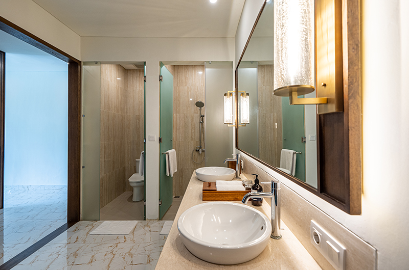 Villa Reillo Bathroom with Shower | Canggu, Bali