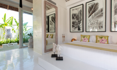Mia Beach Spacious Bedroom and Bathroom | Chaweng, Koh Samui