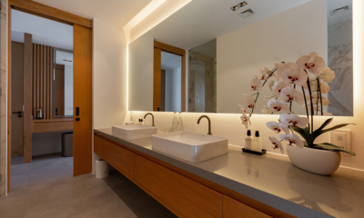 Villa Amylia His and Hers Bathroom with Mirror Flowers | Chaweng, Koh Samui