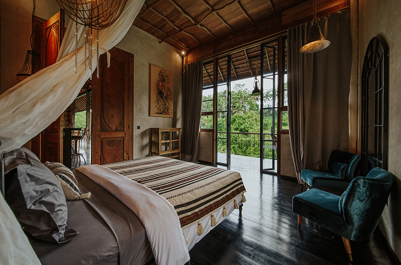 Bedulu Cliffside Bedroom with Seating Area | Ubud, Bali
