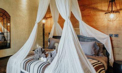 Bedulu Cliffside Bedroom with Hanging Lamps | Ubud, Bali