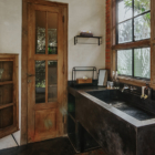 Bedulu Cliffside Bathroom with Painting | Ubud, Bali