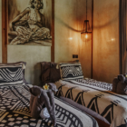 Bedulu Cliffside Twin Bedroom with Painting | Ubud, Bali