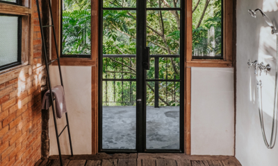Bedulu Cliffside Bathroom with Garden View | Ubud, Bali