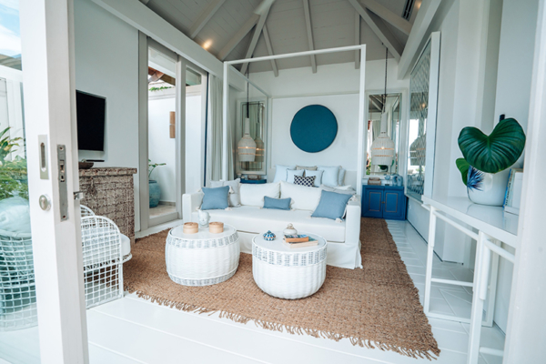 Mia Ocean Spacious Bedroom with Sofa | Chaweng, Koh Samui
