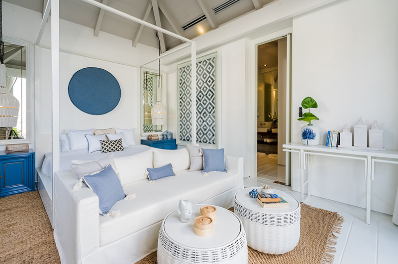 Mia Ocean Spacious Bedroom with Lamps | Chaweng, Koh Samui