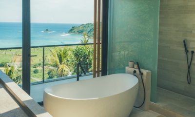 House of Herring Bathroom | Selong Belanak, Lombok
