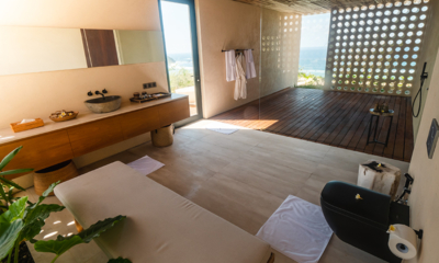 Villa Solah Bathroom with Shower | Selong Belanak, Lombok