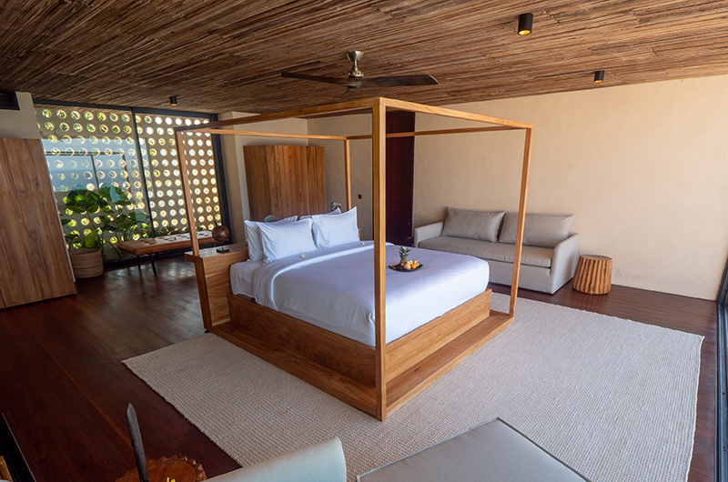 Villa Solah Bedroom with Four Poster Bed | Selong Belanak, Lombok