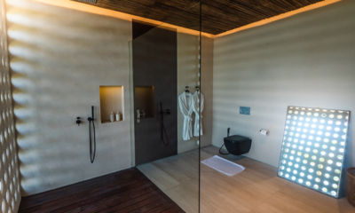 Villa Solah Bathroom with Shower and Mirror | Selong Belanak, Lombok