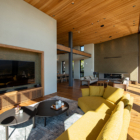 Zai On Lounge Area with TV | Niseko, Japan