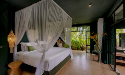 Villa Mine Bedroom with Peacock Chair | Talpe, Sri Lanka