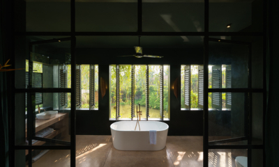 Villa Mine En-Suite Bathroom with Bathtub | Talpe, Sri Lanka