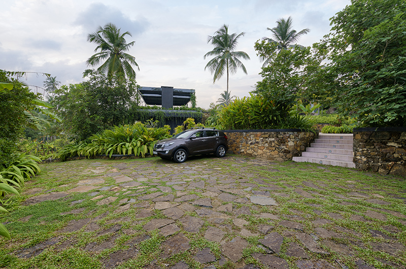 Villa Mine Parking | Talpe, Sri Lanka