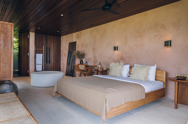Tampah Hills Villa Chibo Spacious Bedroom with Study Area | Selong Belanak, Lombok
