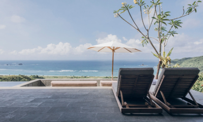 Tampah Hills Villa Keluarga Sun Beds with Sea View | Selong Belanak, Lombok