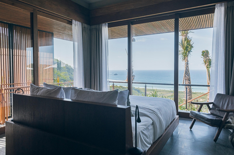Tampah Hills Villa Keluarga Bedroom with Sea View | Selong Belanak, Lombok