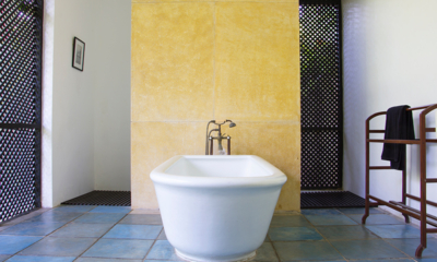 Armitage Hill Bathroom Four with Bathtub | Galle, Sri Lanka