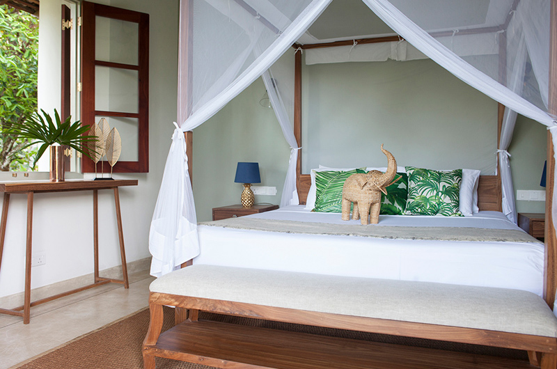 Kumbura Villa Bedroom One with Four Poster Bed | Galle, Sri Lanka