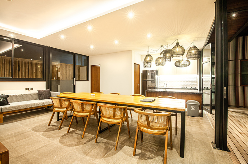 Villa Boddisatva Dining Area with Hanging Lamps | Pererenan, Bali