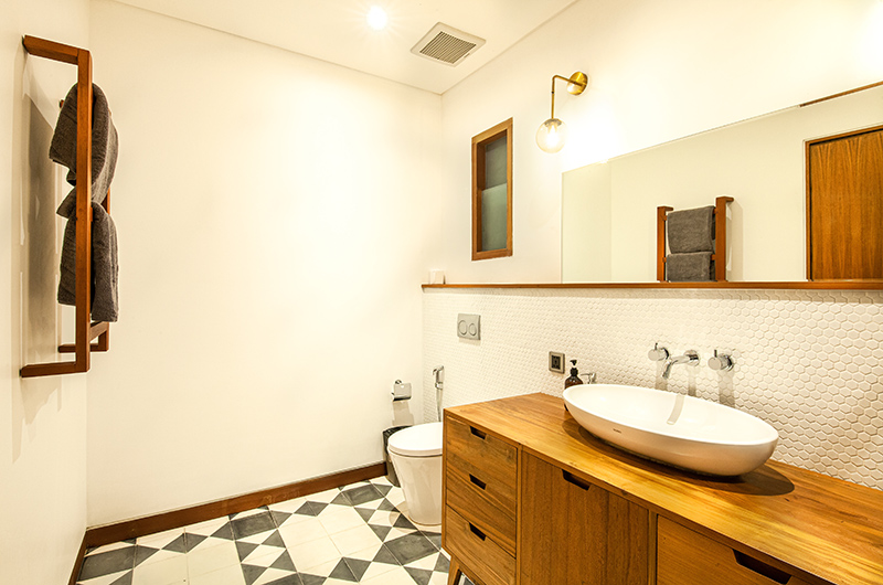 Villa Boddisatva Bathroom Three with Mirror | Pererenan, Bali Villa Boddisatva Bathroom Three with Mirror | Pererenan, Bali