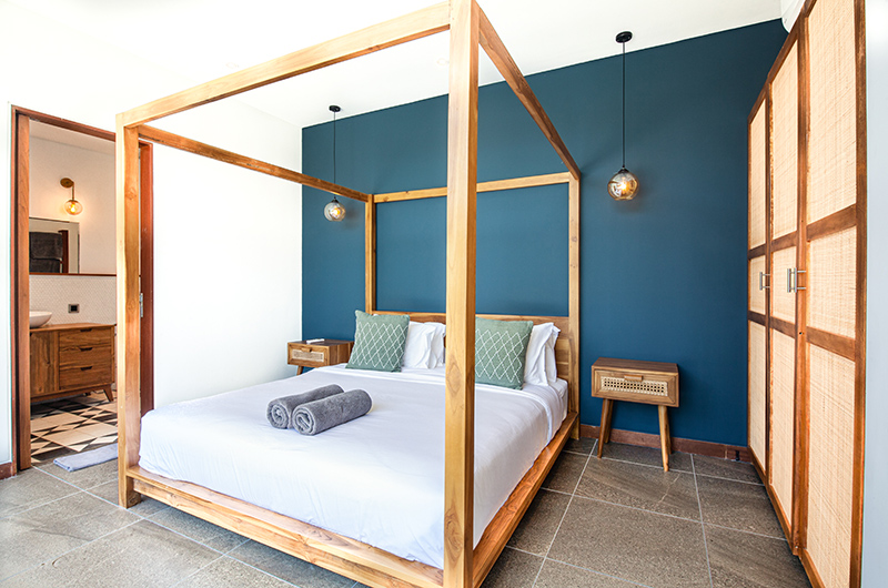 Villa Boddisatva Bedroom and Bathroom Four with Hanging Lamps | Pererenan, Bali Villa Boddisatva Bedroom and Bathroom Four with Hanging Lamps | Pererenan, Bali