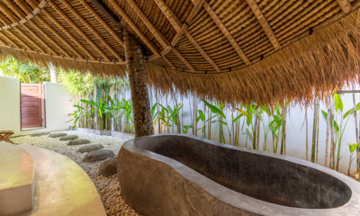 Villa Naya En-Suite Bathroom | Canggu, Bali