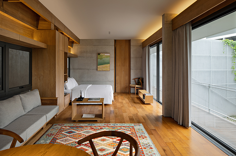 Villa Tana Takah Bedroom with Lounge Area | Pererenan, Bali