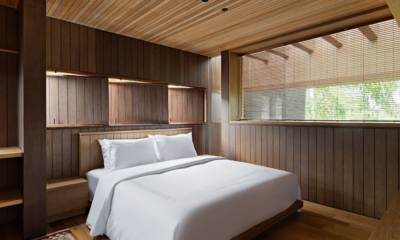 Villa Tana Takah Bedroom with Wooden Floor | Pererenan, Bali